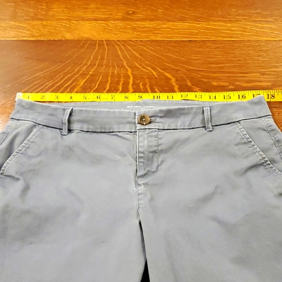 Gray Old Navy Skinny Chinos - Picture 5 of 5